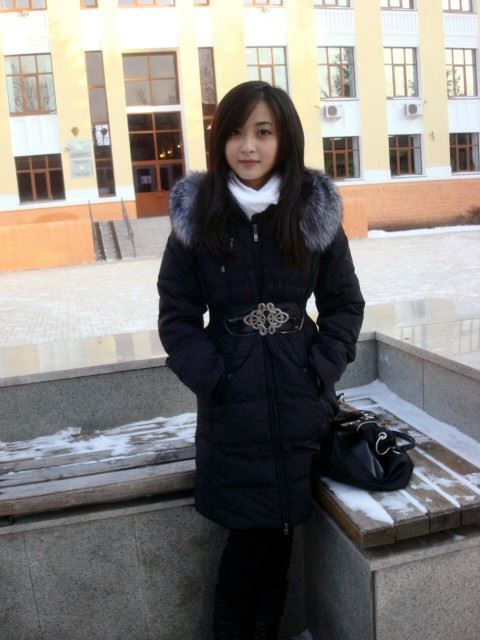 女女裸體舌吻床吻