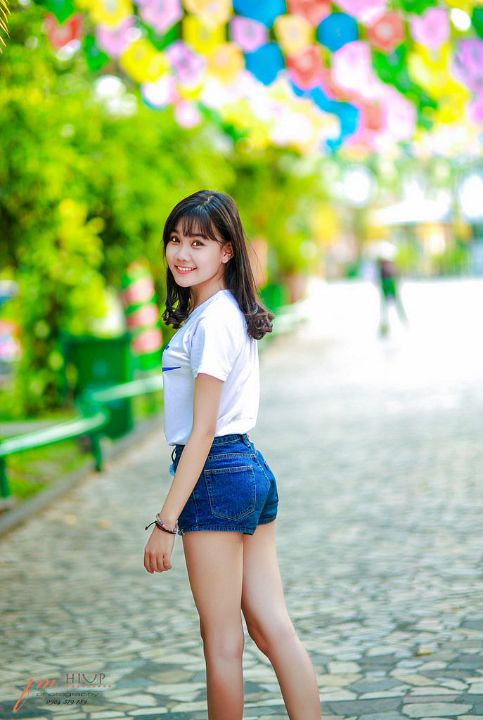 美女任你摸摸