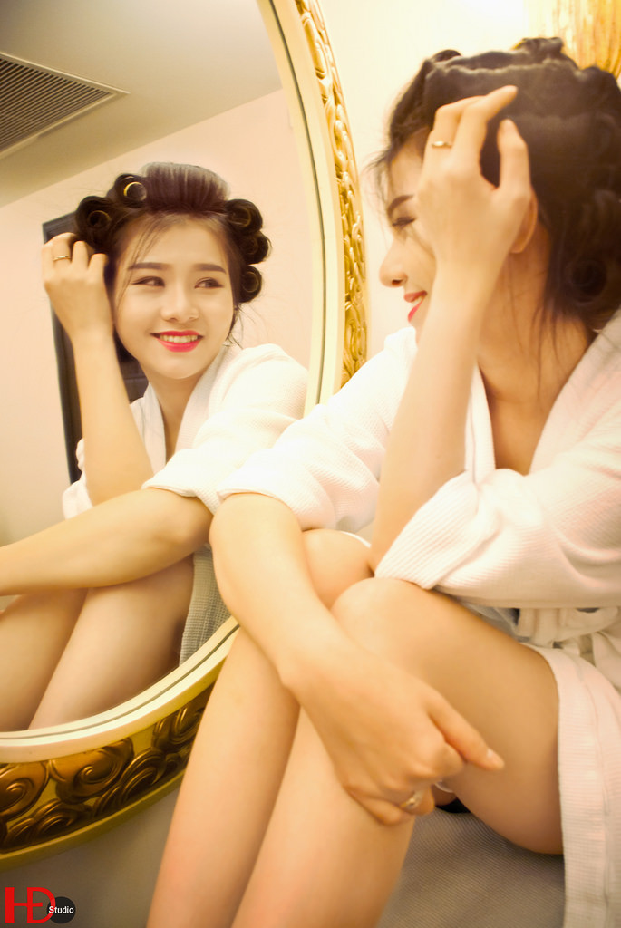 女生扒開腿給男生捅