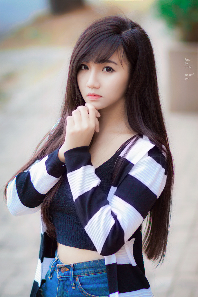 四個(gè)少婦的按摩