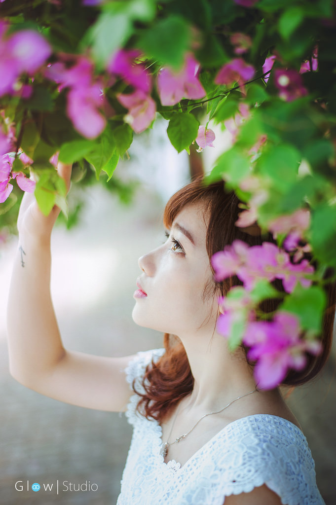 含著她的花蒂咬到高潮視頻