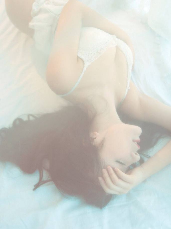 巨乳女教師的誘惑