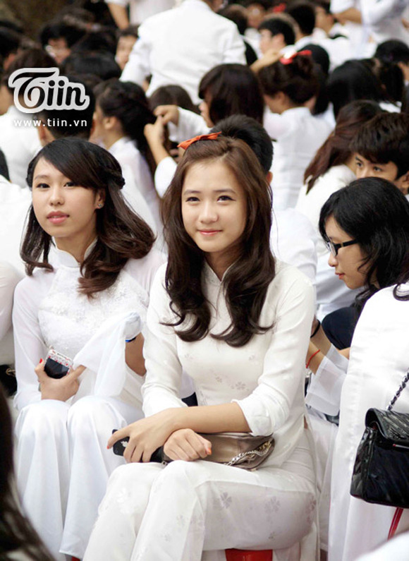 20歲大學(xué)生免費(fèi)觀看電視劇呀
